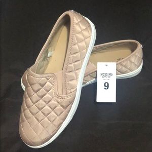 New with Tags Mossimo slip on sneakers